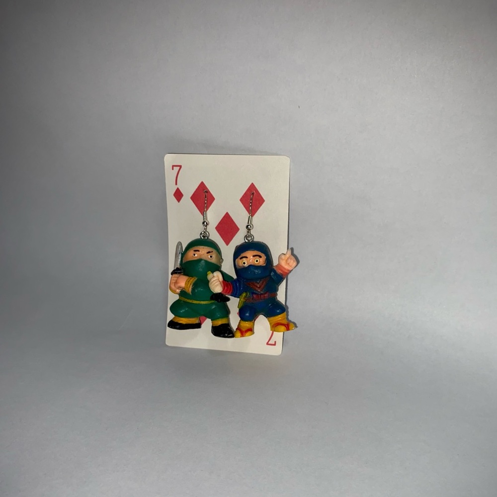 Vintage 80,s toy ninja earrings - Picture 6 of 7